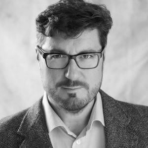 Dr Greg B Davies